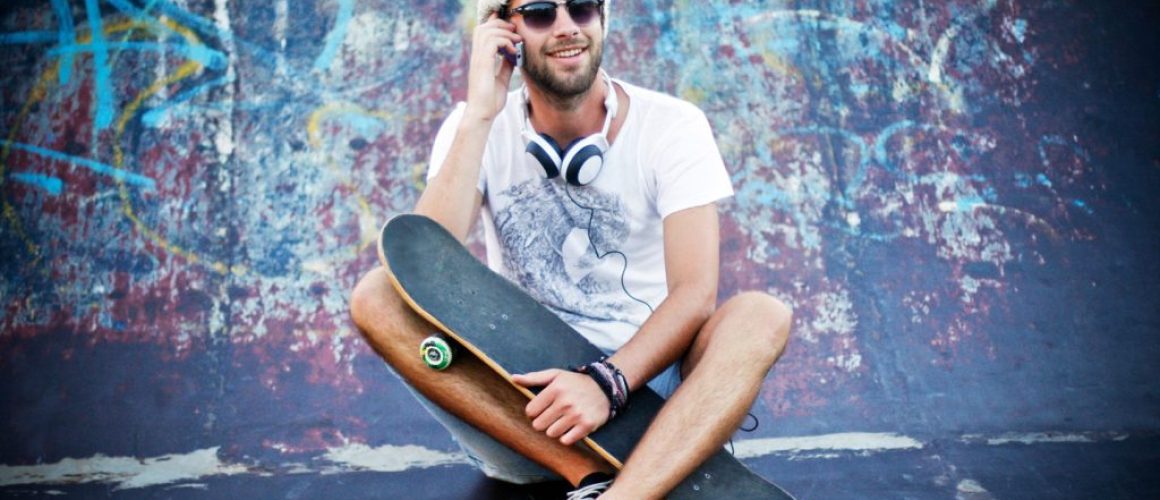 men-model-with-skate-outfit