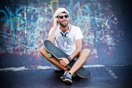 men-model-with-skate-outfit